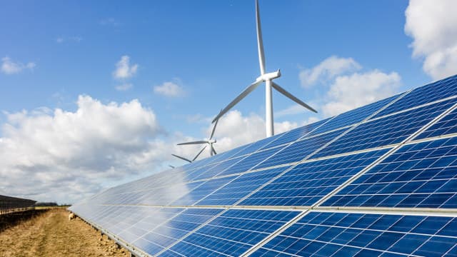 Image for article: Constellation Energy Surges 12% on Google Nuclear Power Deal | Closing Bell